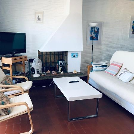 Sur La Plage, Vue Sur Mer, Spacieux T3 Au Calme Сен-Сиприен Экстерьер фото